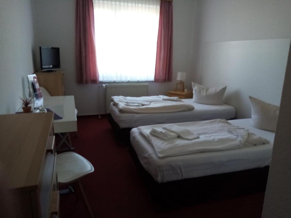 Hotel Zur Linde Ostrau  Exteriér fotografie