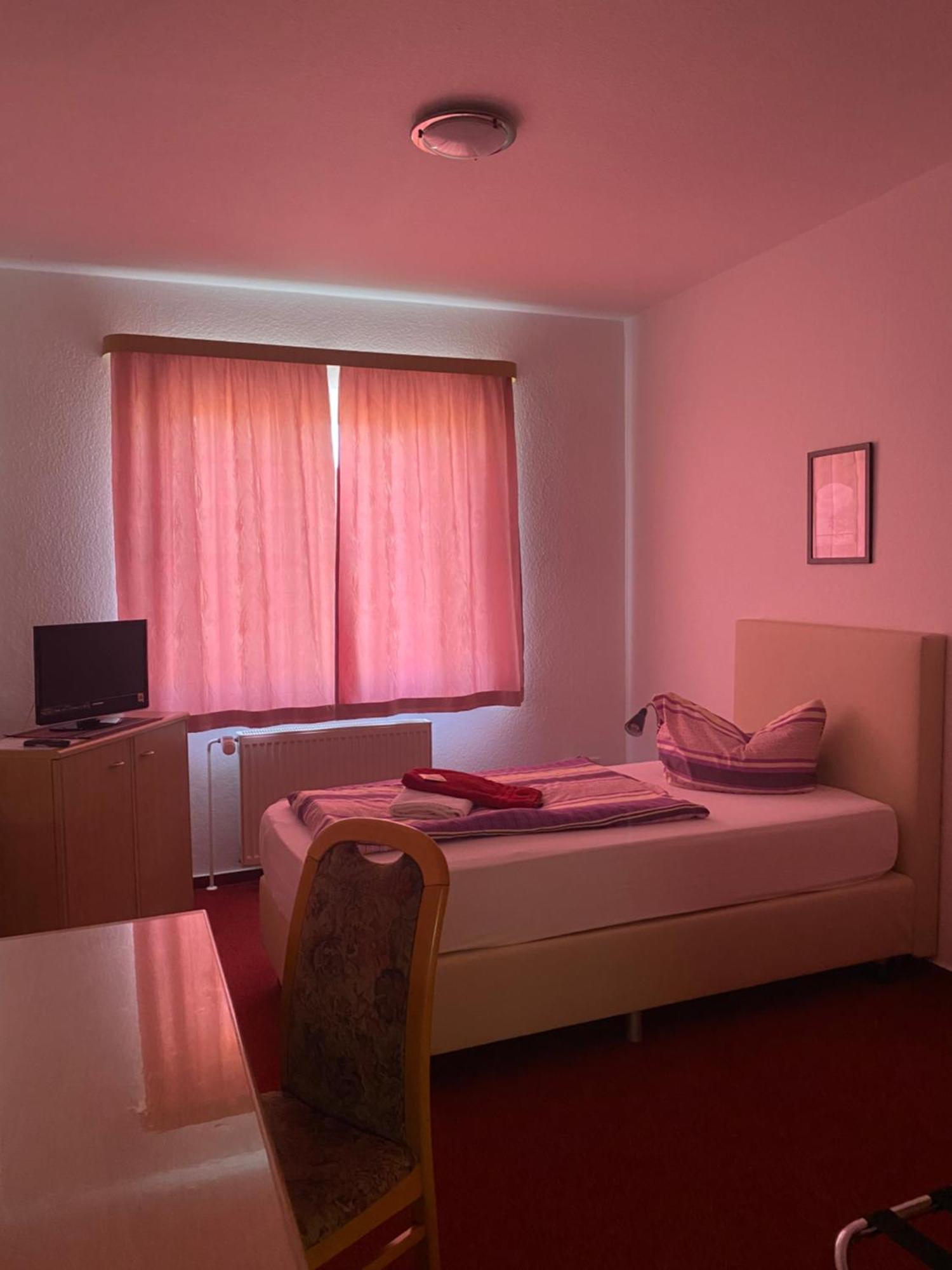Hotel Zur Linde Ostrau  Exteriér fotografie